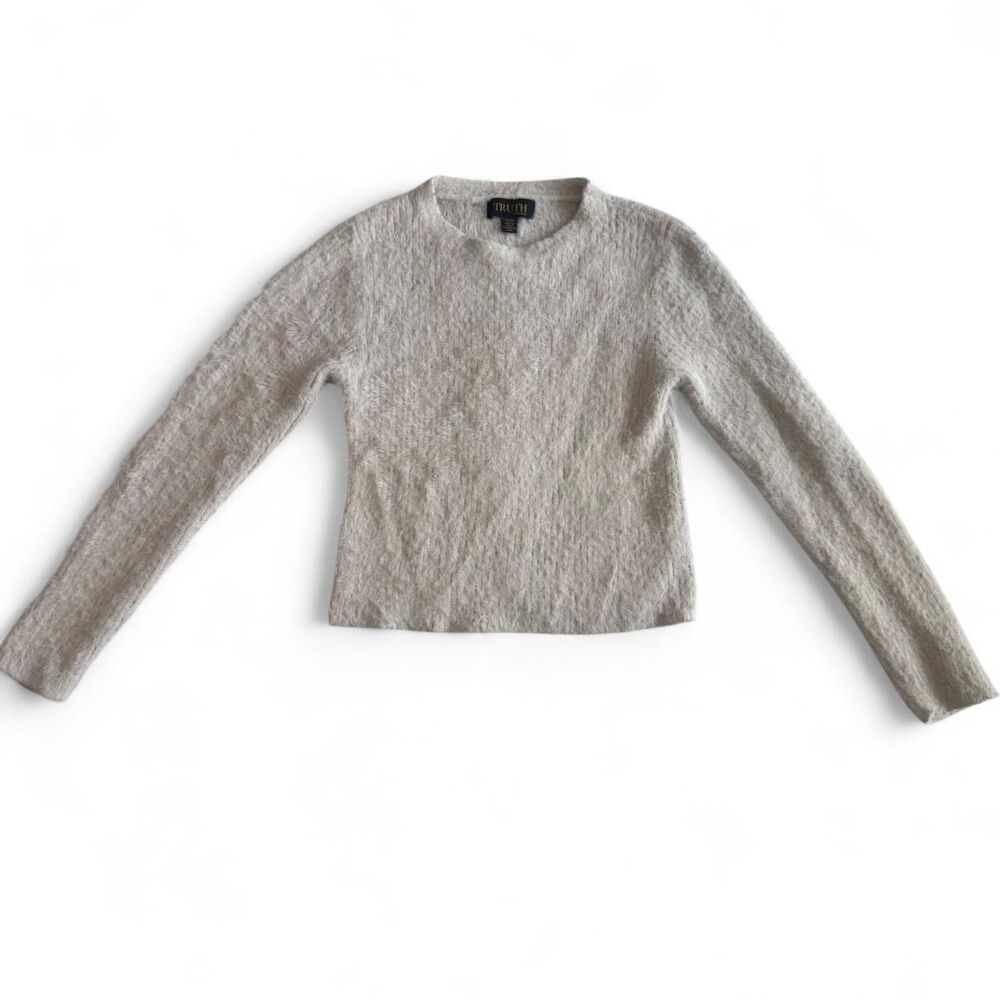 M Truth by Republic Cream Furry Fitted Sweater –‎ Cozy Y2K Long Sleeve